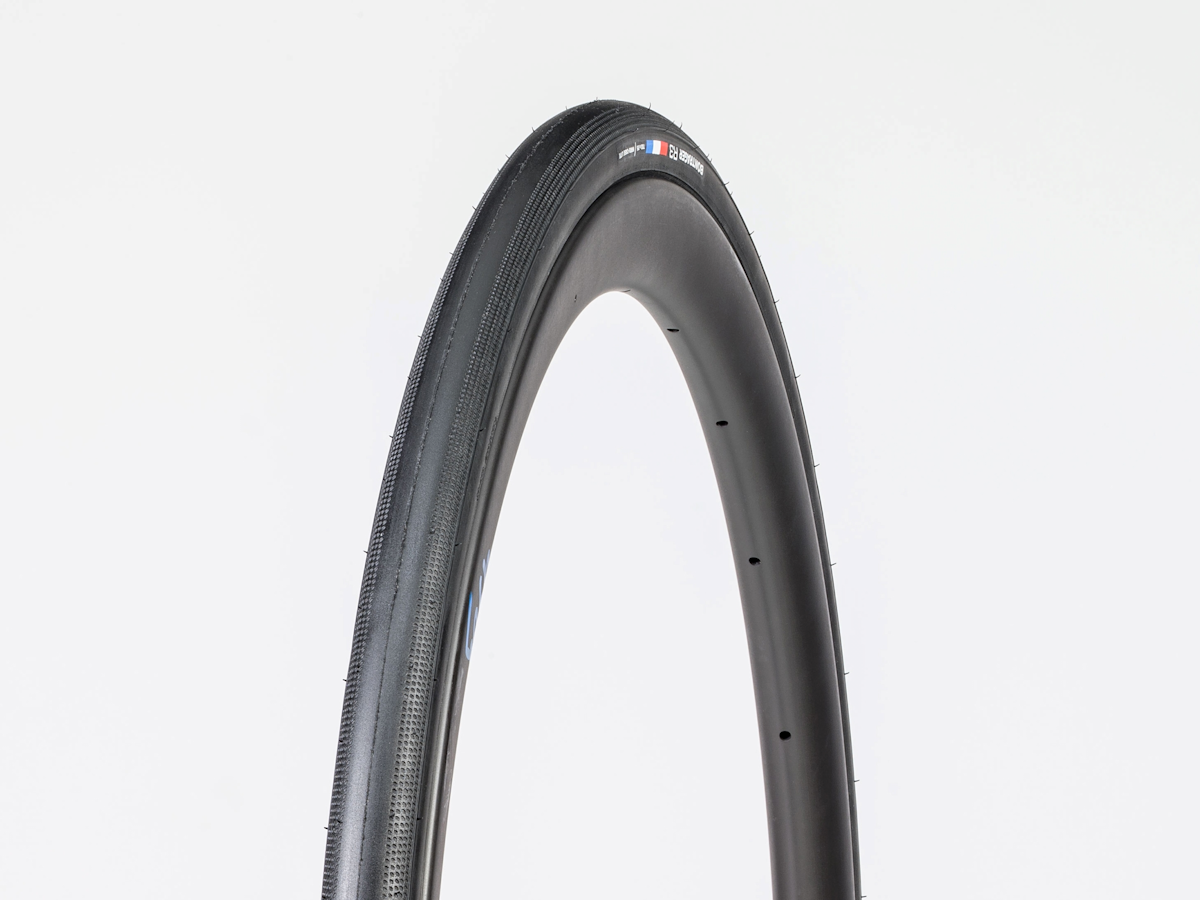 Bontrager R3 Hard-Case Lite Road Tire